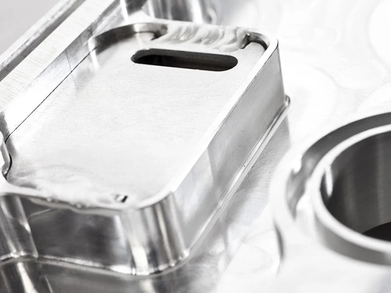 IE Billet Kleppendeksel 2.0T FSI motoren 05